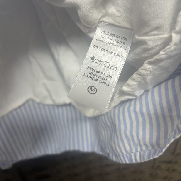 J. Marie Blue White Striped Floral Embroidery Boxy Style Top Size Medium - Picture 3 of 6